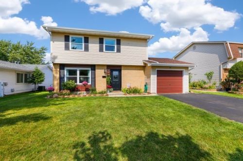 98 Schubert Ave, Glendale Heights, IL 60139-2022