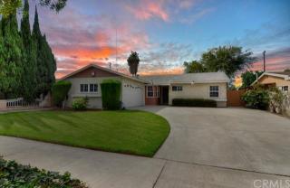 2562 Glencrest Ave, Anaheim CA  92801-4576 exterior