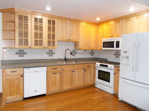 1209 Pepper Tree Dr, Palatine, IL 60067-2743