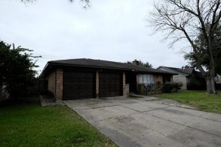 12327 Shannon Hills Dr, Houston TX  77099-1322 exterior