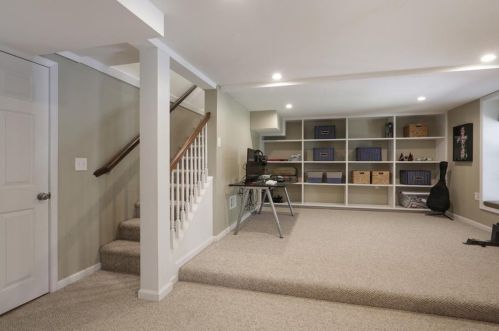 284 Elden Dr, Atlanta GA  30342-2030 exterior