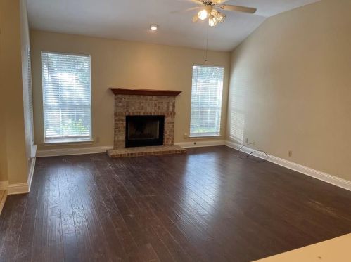 1313 Nightingale Dr, Cedar Park, TX 78613-5100