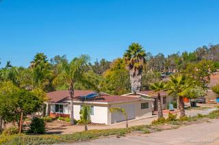 1959 Greenview Rd, Escondido, CA 92026-3936