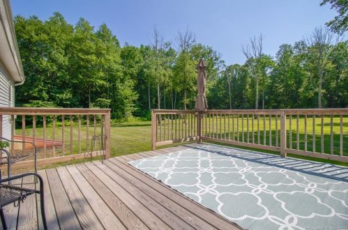 20 Stagecoach Rd, Exeter CT  06249-1647 exterior