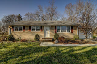 83 Anne St, Millstone, NJ 08844-4707