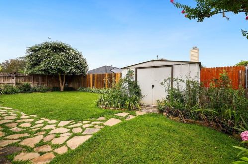 8508 Hawks Nest Dr, Fort Worth TX  76131-5330 exterior