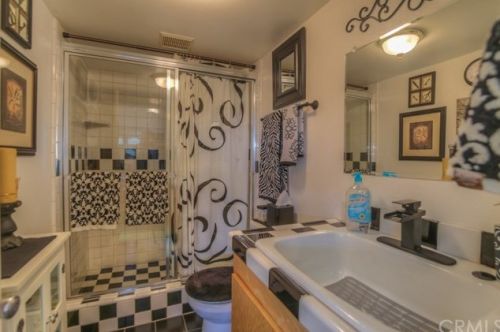 16122 Ponderosa Ln, Riverside CA  92504-6155 exterior