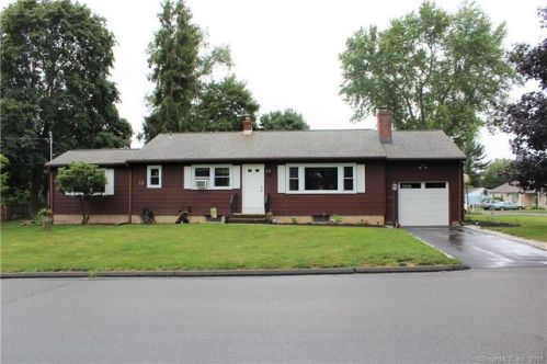 6 Steven St, Wallingford CT  06492-3223 exterior
