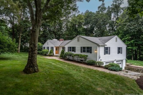 15 Sunset Hill Rd, Wilton CT  06897-4925 exterior
