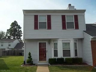 419 Hollomon Dr, Hampton, VA 23666-4926