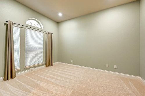 1813 Callaway Cove Ct, Richmond TX 77471-6664 exterior