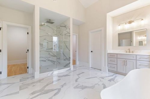 1610 Fearn Cir, Atlanta GA  30319-3512 exterior