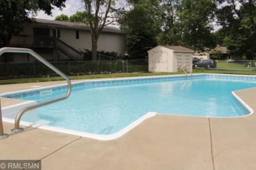 1753 Forssa Way, Saint Paul MN  55122-2693 exterior