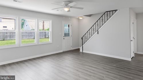 71 Boxwood Ln, Willingboro, NJ 08046-1618