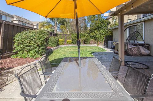 1894 Vintage Cir, Valley Home CA  95361-8678 exterior