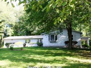 19 Sandra Dr, Branford, CT 06405-6137