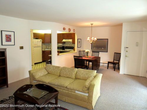 43 Lexington Ct, Tinton Falls NJ 07701-5471 exterior