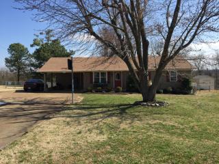 757 Main St, Dyer, TN 38330-1001