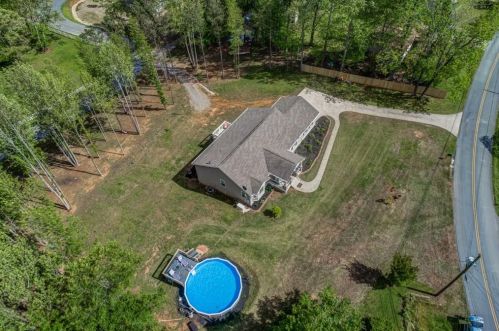 210 Gordon Rd, Big Canoe GA  30143-1021 exterior