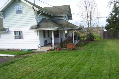 1020 Diamond Hill Rd, Harrisburg, OR 97446-9795
