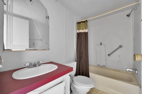 17097 Vly Ln, Conroe TX  77306-8646 exterior