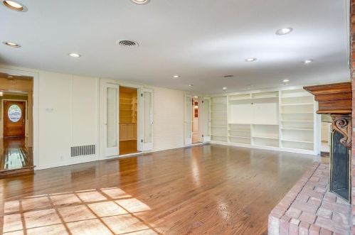 3200 Lamesa Pl, Fort Worth TX  76109 exterior