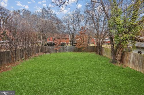 6409 Eastern Ave, Silver Spring MD  20912-4728 exterior