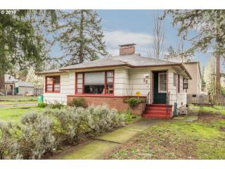 52 146th Ave, Portland, OR 97233-2122