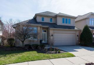 839 Emerald Ct, Willowbrook, IL 60527-5395