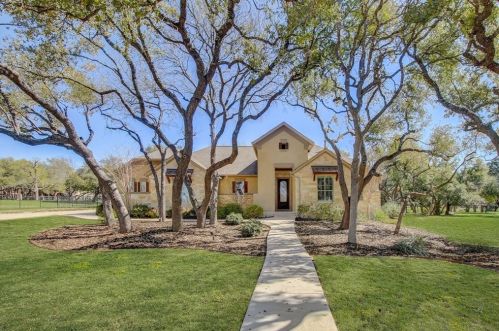 308 Escondido Dr, Georgetown, TX 78633-5645