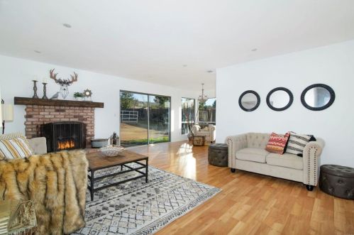 23530 Carmena Rd, Ramona, CA 92065-4209