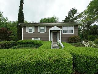 1818 Debbenshire Dr, Charleston, SC 29407-3010