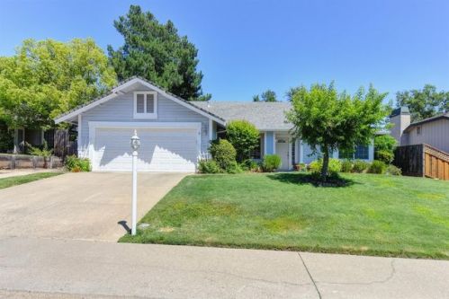 113 Gable St, Folsom, CA 95630-4636