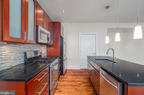 1532 2nd St, Philadelphia, PA