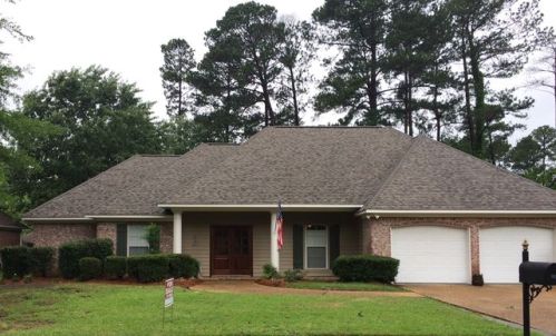 613 Sawpine Ln, Ridgeland, MS 39157-3633