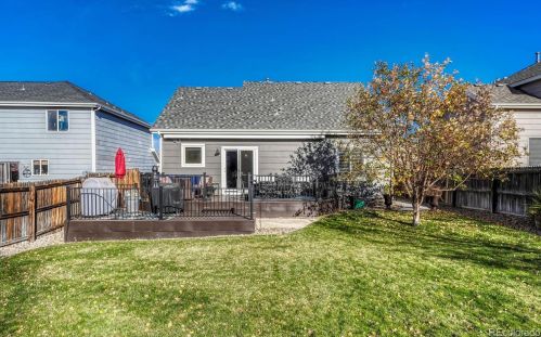 6051 Valdai Way, Aurora CO 80015-6521 exterior