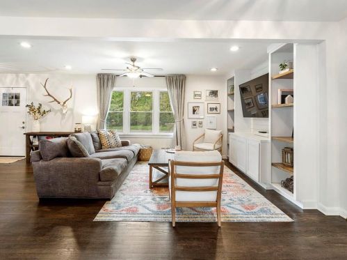 2140 Medfield Trl, Atlanta GA  30345-3010 exterior