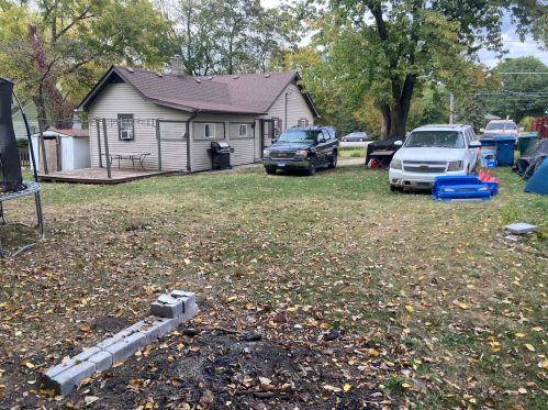 1403 Chicago St, Joliet, IL 60436-2910