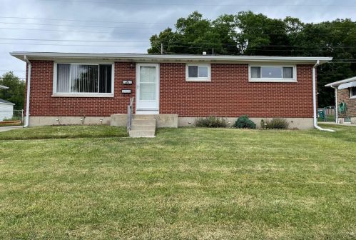 1110 Ferndale Ln, Springfield, OH 45503-5812