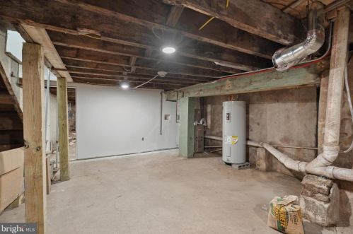 2341 Germantown Ave, Philadelphia PA  19140-4224 exterior