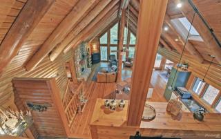 107 Goldmine Dr, Ellijay, GA 30536-1945