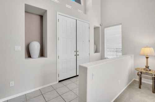 3330 Island Ct, Elk Grove, CA 95758-7441