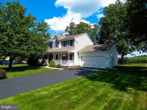 156 Northview Dr, Hanover, PA 17331-9289