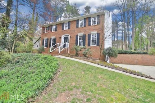 3726 Running Fox Dr, Marietta, GA 30062-1013