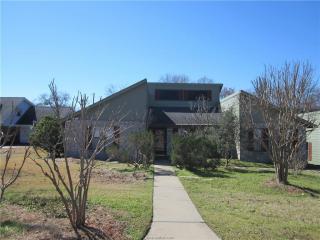 3928 Green Valley Dr, Bryan TX  77802-5101 exterior