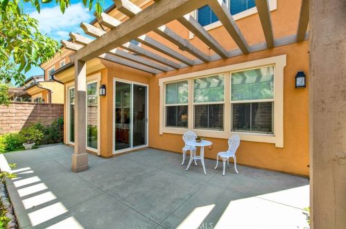 199 Rodeo, Irvine CA  92602 exterior