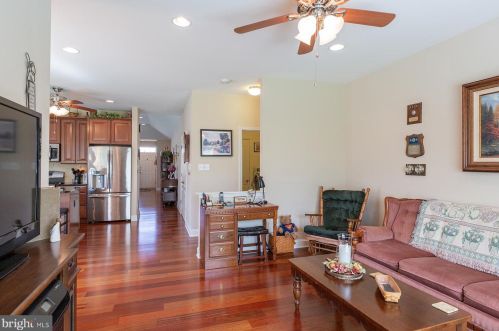 1700 Speedwell Rd, Lancaster PA  17601-4628 exterior