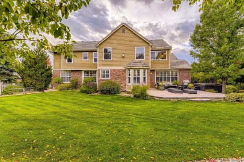 19113 Fair Dr, Aurora CO 80016-6176 exterior