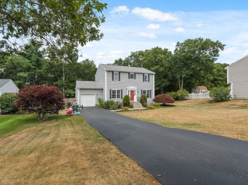 33 Remington Farm Dr, Coventry, RI 02816-8276