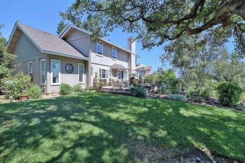 11417 Valley Oak Dr, Valley Home, CA 95361-9548